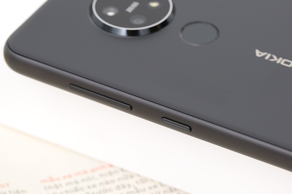 Điện thoại Nokia 7.2