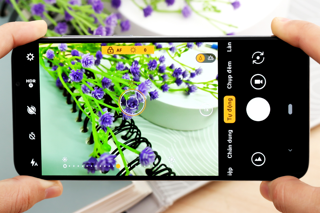 Điện thoại Vsmart Live (4GB/64GB)
