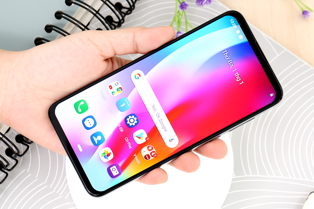 Điện thoại Vsmart Live (4GB/64GB)