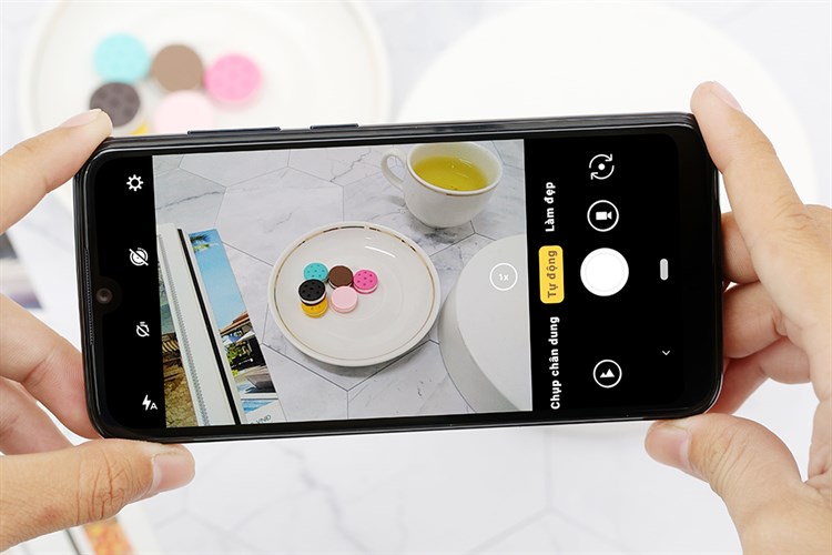 Điện thoại Vsmart Star Màu Đen