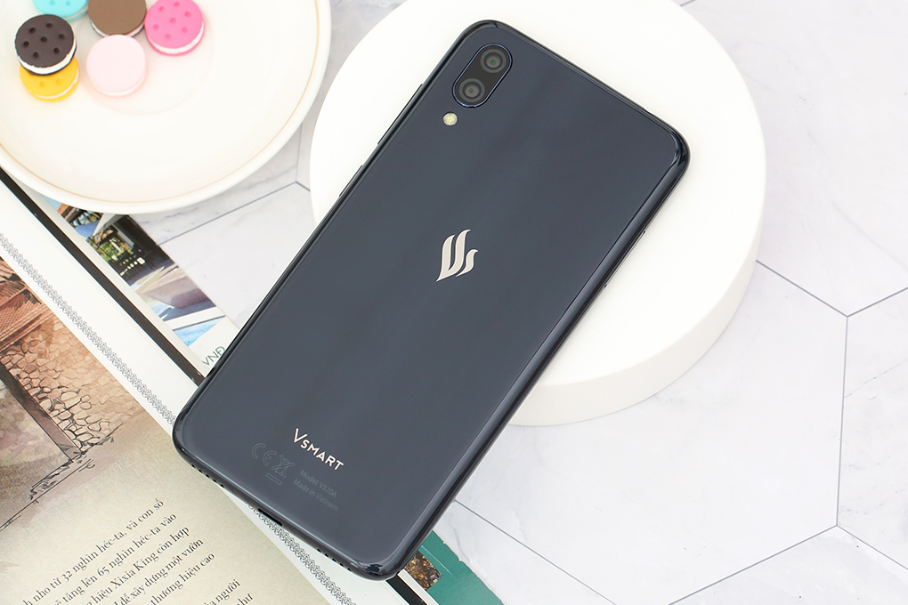 Điện thoại Vsmart Star Màu Đen
