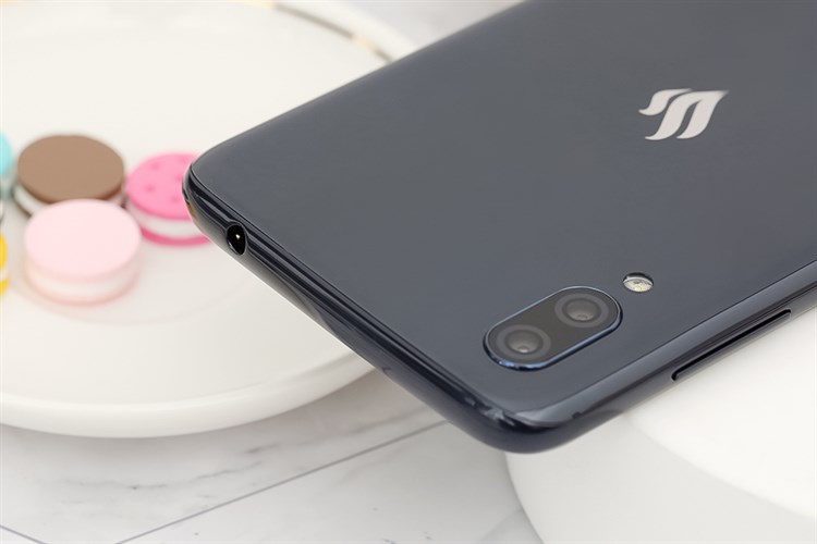 Điện thoại Vsmart Star Màu Đen