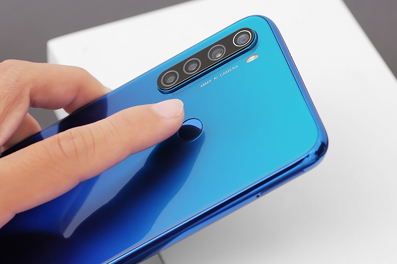 Xiaomi Redmi Note 8 64GB sở hữu cảm biến vân tay mặt lưng