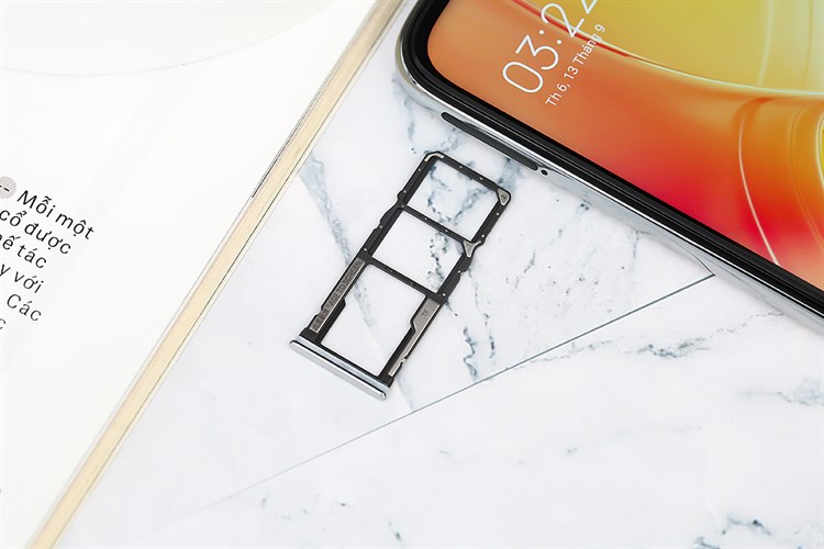 Điện thoại Xiaomi Redmi Note 8 (4GB/64GB) Màu Trắng