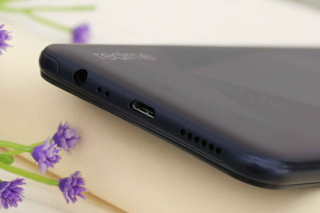 Điện thoại realme C2 (2GB/32GB) Màu Đen