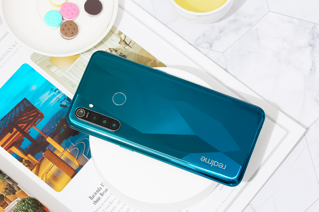 Điện thoại realme 5 Pro (4GB/128GB) Màu Xanh lá
