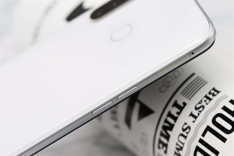 Điện thoại realme 5 Pro (4GB/128GB)