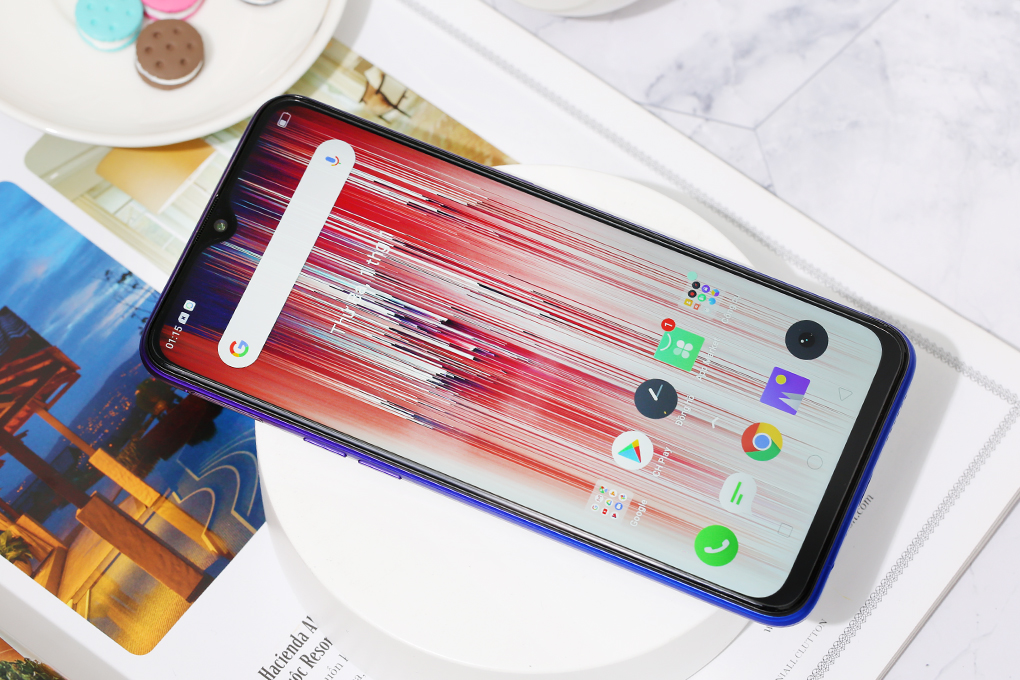 Điện thoại realme 5 Pro (4GB/128GB) Màu Xanh tím