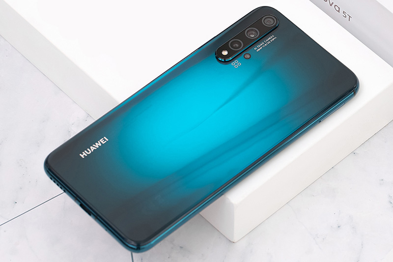 Thiết kế bóng bẩy, sang trọng | Huawei Nova 5T 