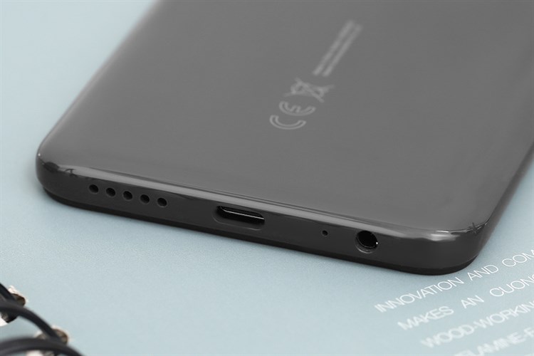 Điện thoại Xiaomi Redmi 8 (3GB/32GB) Màu Đen