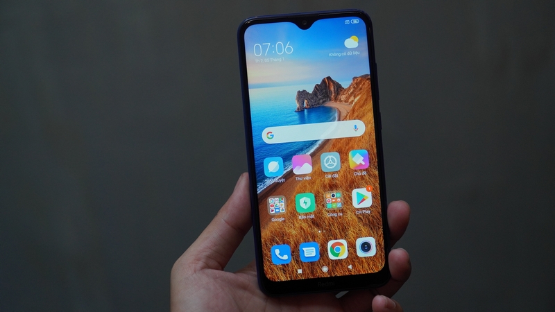 Điện thoại Xiaomi Redmi 8 32GB | Thiết kế