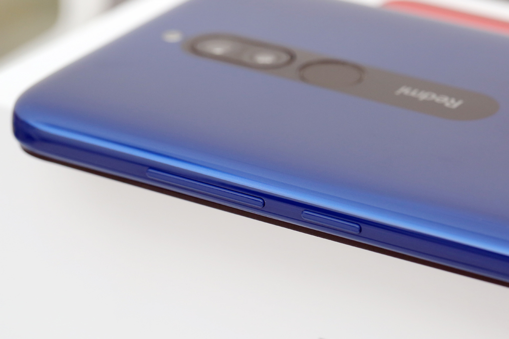 Điện thoại Xiaomi Redmi 8 (3GB/32GB) Màu Xanh Dương
