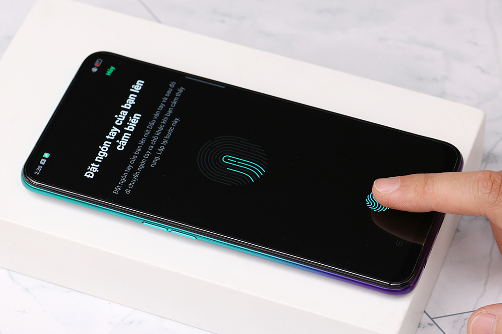 Điện thoại OPPO Reno2 F