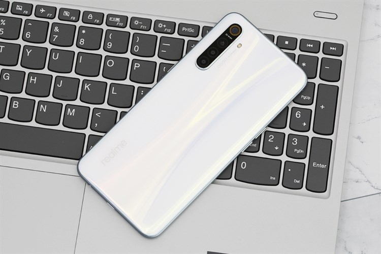 Điện thoại realme XT