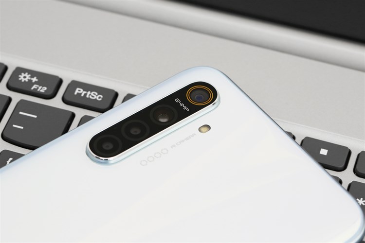 Điện thoại realme XT