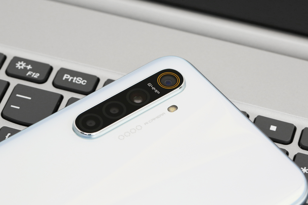realme XT - 14