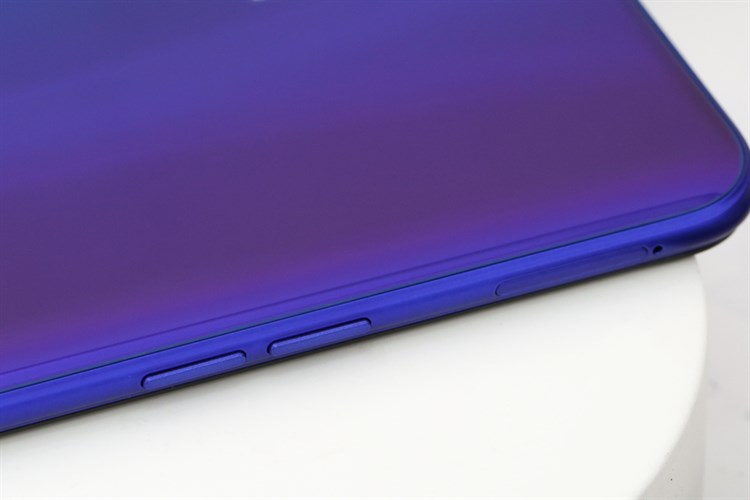 Điện thoại realme XT