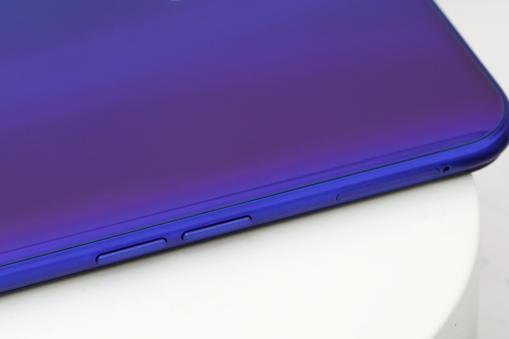 Điện thoại realme XT Màu Xanh Dương