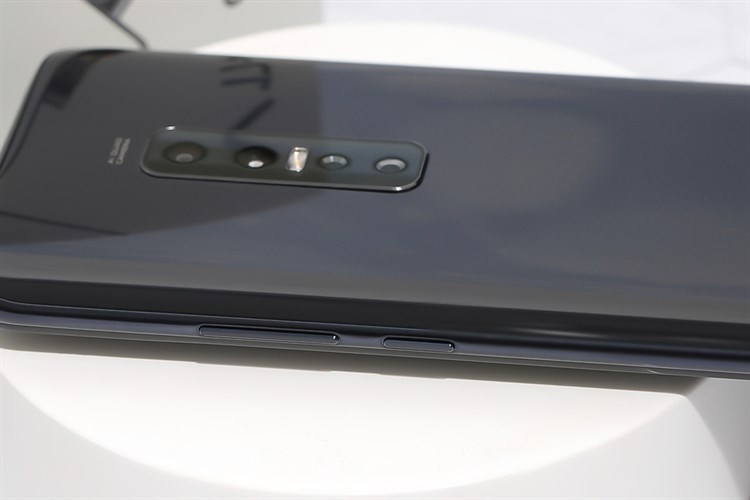 Điện thoại Vivo V17 Pro Màu Đen