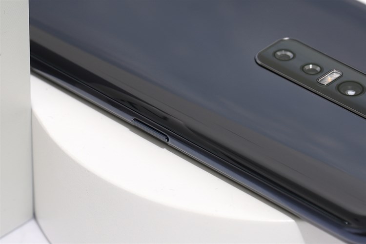 Điện thoại Vivo V17 Pro Màu Đen