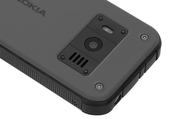 Điện thoại Nokia 800 Tough