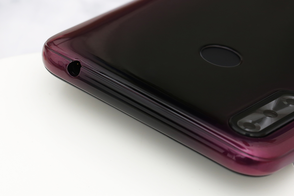 Điện thoại Itel S15 Pro