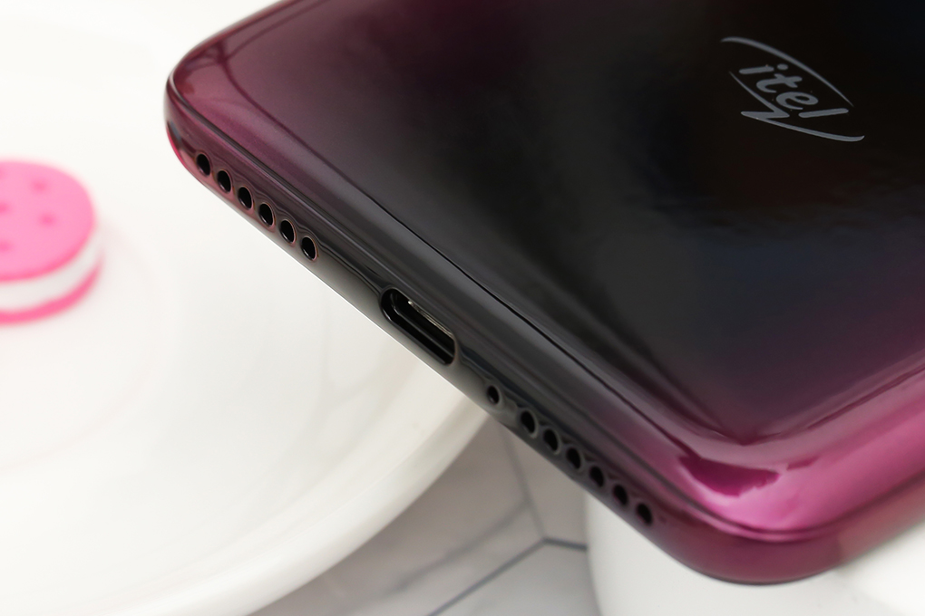 Điện thoại Itel S15 Pro