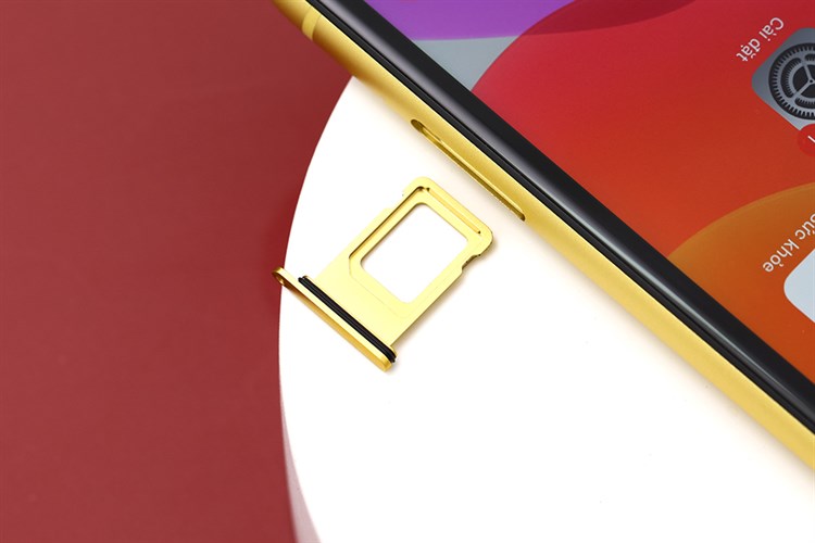 Điện thoại iPhone 11 128GB Màu Vàng