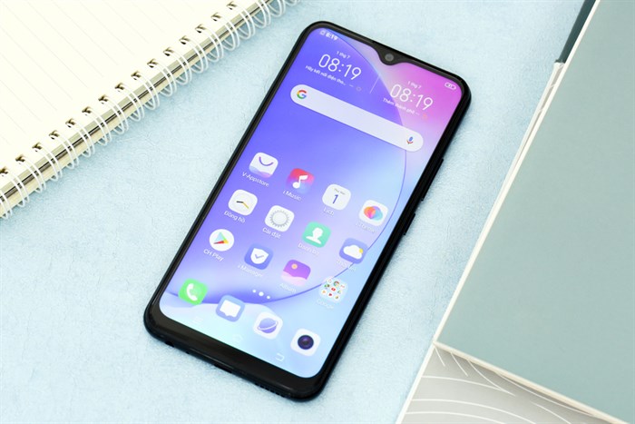 Điện thoại Vivo U10 Màu Đen