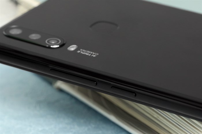 Điện thoại Vivo U10 Màu Đen