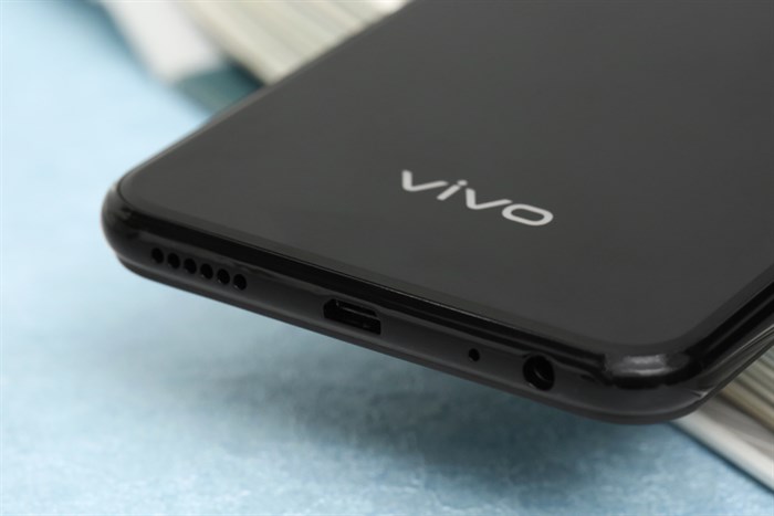 Điện thoại Vivo U10 Màu Đen