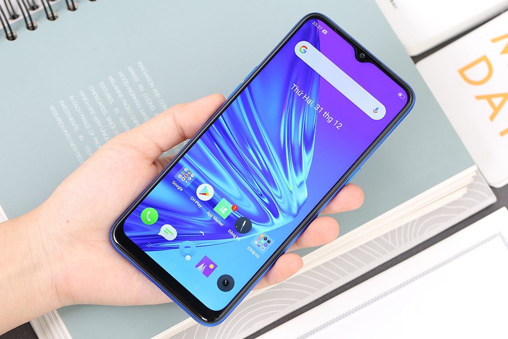 Điện thoại realme 5 (4GB/128GB) Màu Xanh Dương