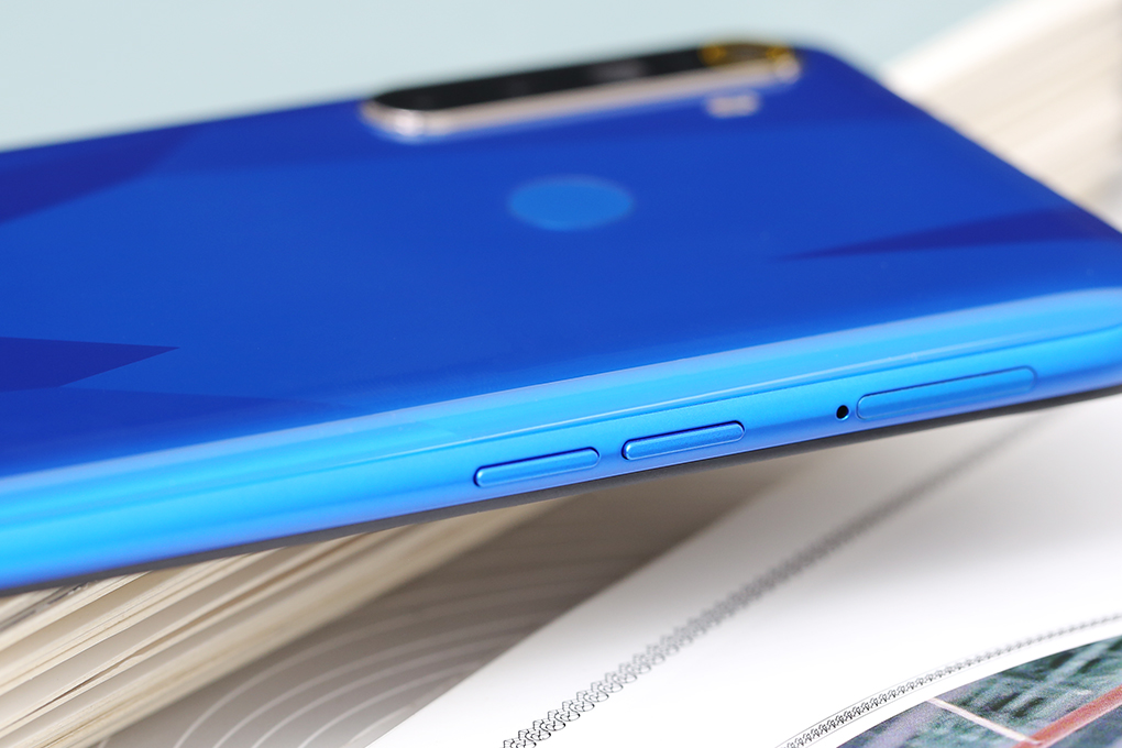 Điện thoại realme 5 (4GB/128GB) Màu Xanh Dương