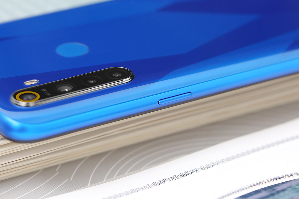 Điện thoại realme 5 (4GB/128GB) Màu Xanh Dương