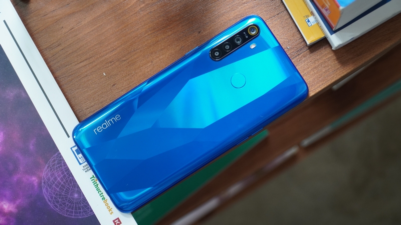 Realme 5 Pro 8GB Sạc nhanh