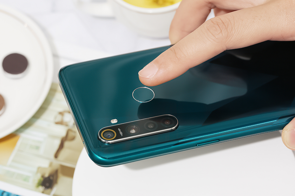 Điện thoại realme 5 Pro (8GB/128GB) Màu Xanh lá