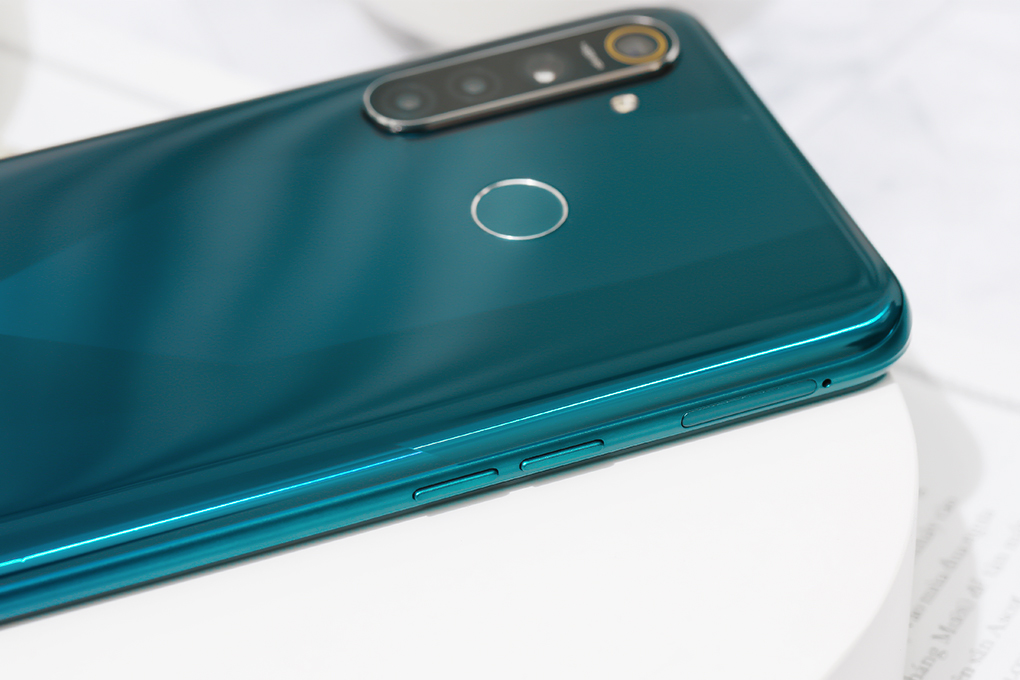 Điện thoại realme 5 Pro (8GB/128GB) Màu Xanh lá