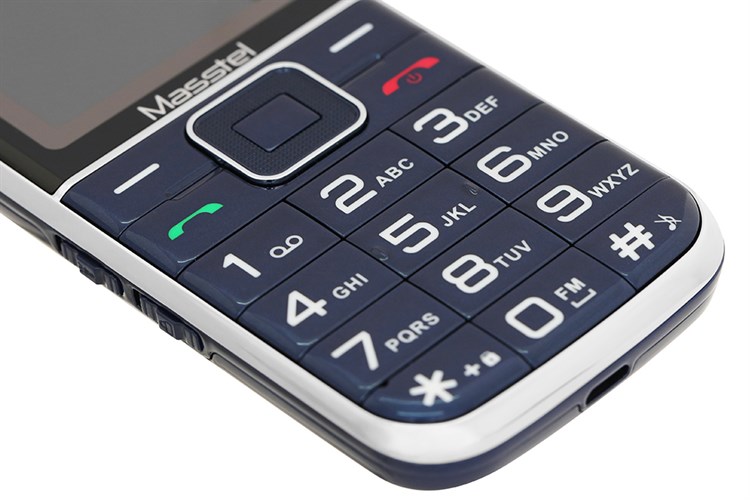 Điện thoại Masstel Fami 12