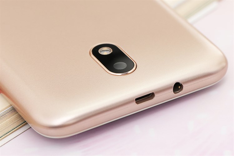 Điện thoại Masstel X5 Fami