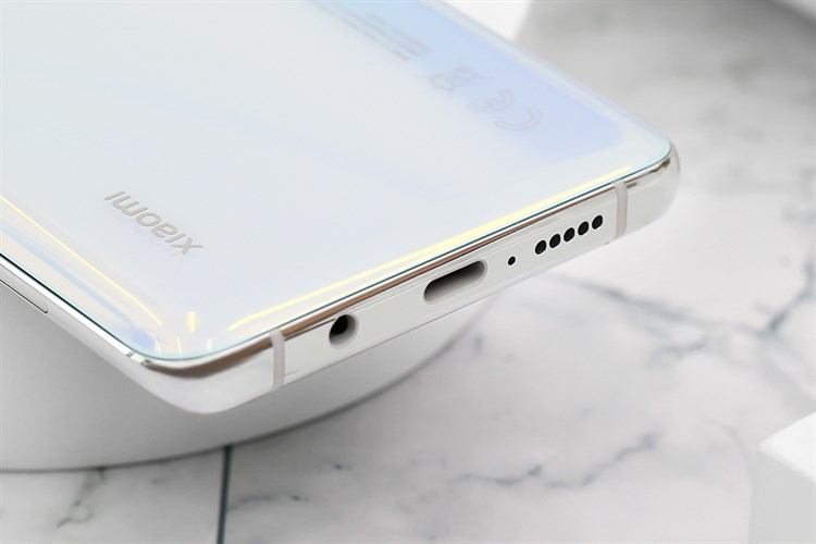 Điện thoại Xiaomi Mi Note 10 Màu Trắng