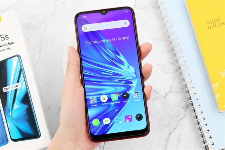 Điện thoại realme 5s Màu Đỏ
