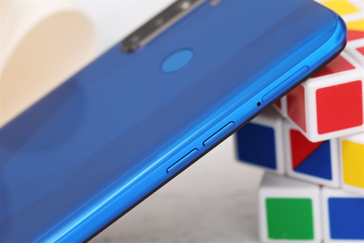 Điện thoại realme 5s Màu Xanh Dương