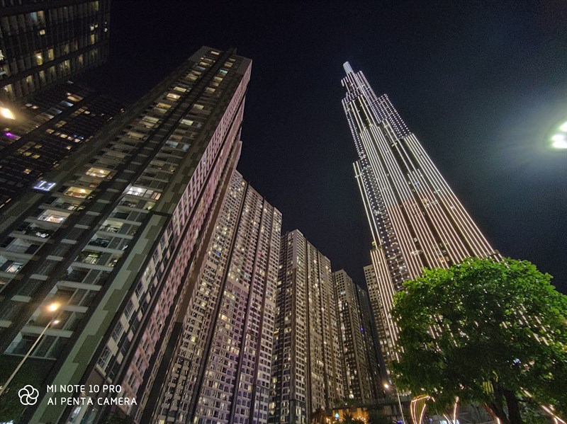 Xiaomi Mi Note 10 Pro | Ảnh chụp ban đêm bằng camera sau Xiaomi Mi Note 10 Pro | Ảnh chụp ban đêm bằng camera sau
