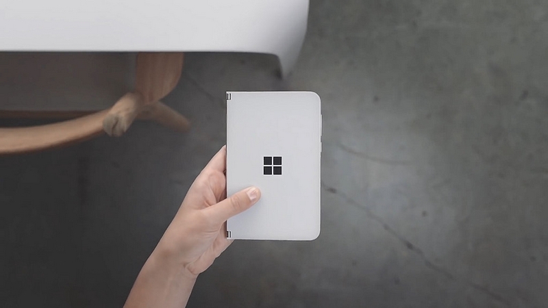 Microsoft Surface Duo |  Thiết kế mặt lưng