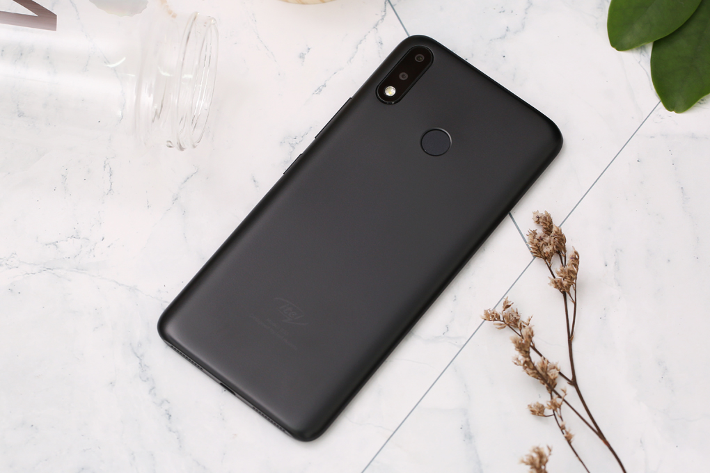 Điện thoại Itel S33