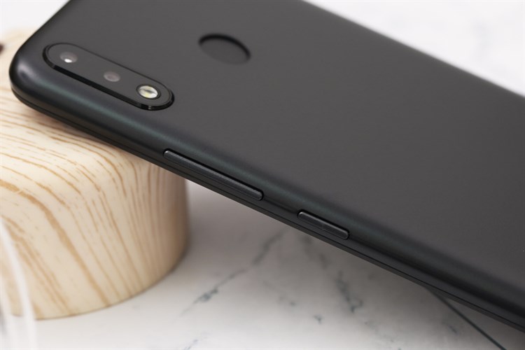 Điện thoại Itel S33