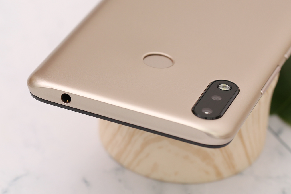 Điện thoại Itel S33