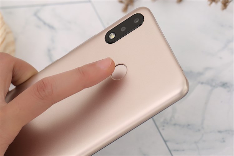 Điện thoại Itel S33