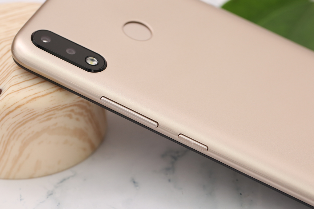 Điện thoại Itel S33
