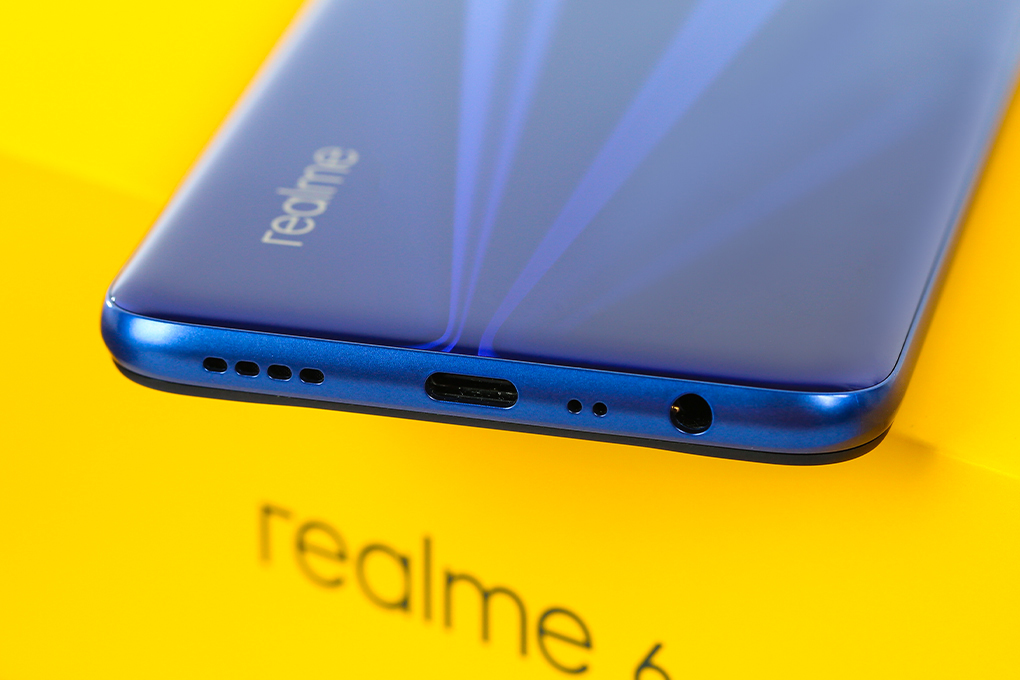 Điện thoại realme 6 (4GB/128GB) Màu Xanh Dương